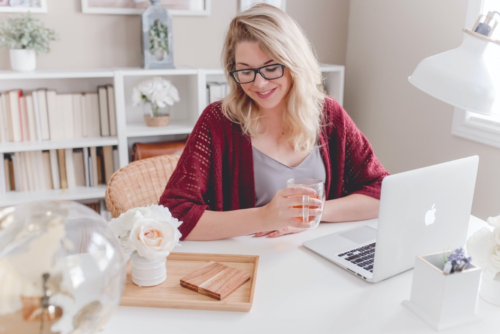Congé maternité pour un freelance en portage salarial