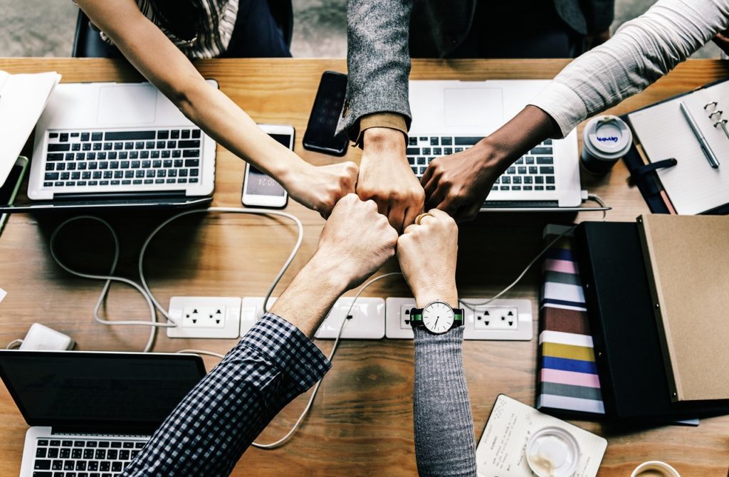 5 idées cadeaux à faire à un freelance pour Noël