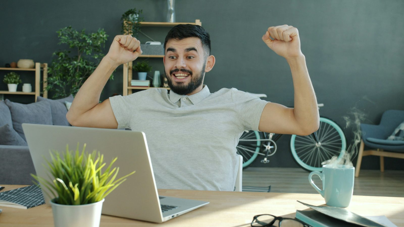 Ce que le portage salarial change pour les parents entrepreneurs