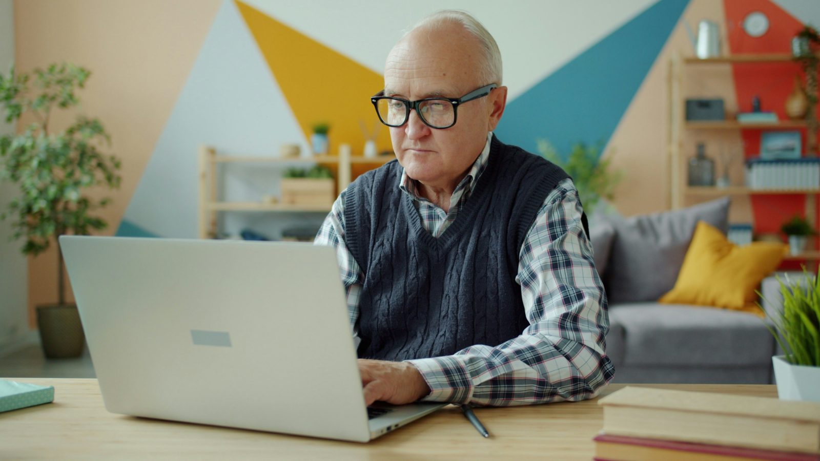 Freelance senior