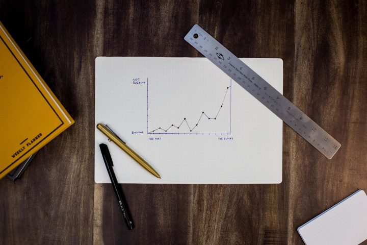 NOTRE SÉRIE « LES MÉTIERS QUI ONT LE VENT EN POUPE » : Le métier du ou de la Data Scientist