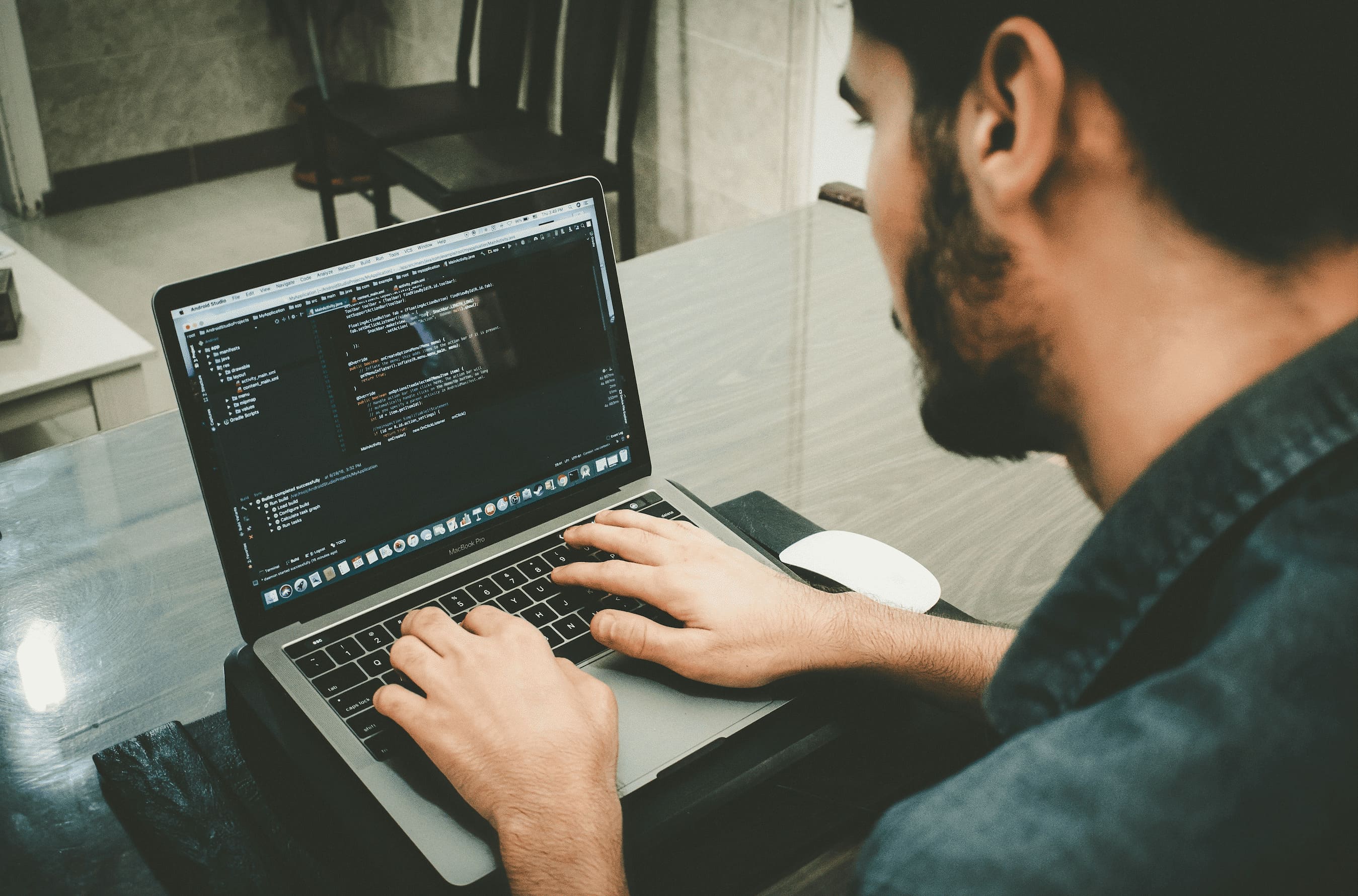 Freelance IA en France : monter en compétence sur les outils d'intelligence artificielle